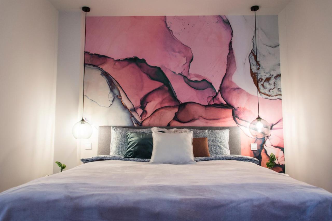 Danubio****2 Bedrooms-Be In The Center Of It All! ブダペスト エクステリア 写真