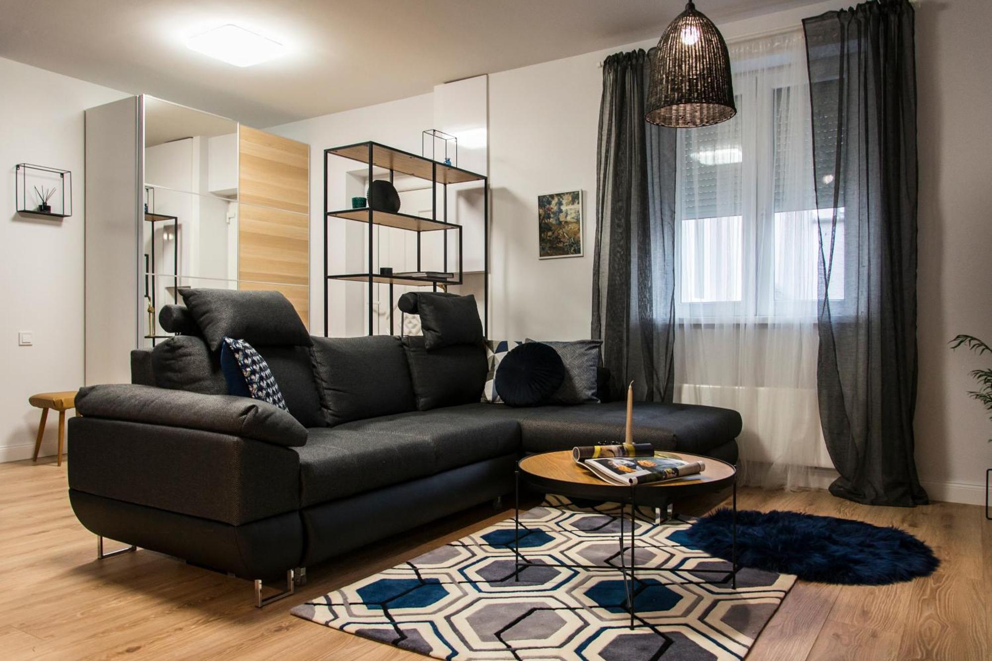 Danubio****2 Bedrooms-Be In The Center Of It All! ブダペスト エクステリア 写真